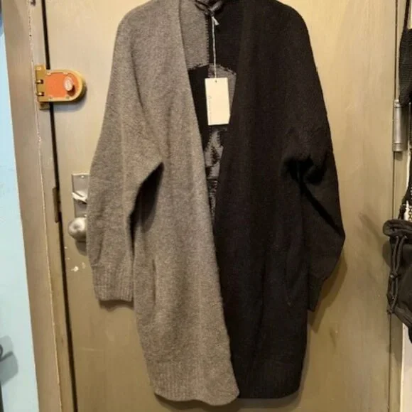 360 Cashmere Pyper Skull two-tone Cashmere Sweater Cardigan - Picture 6 of 16